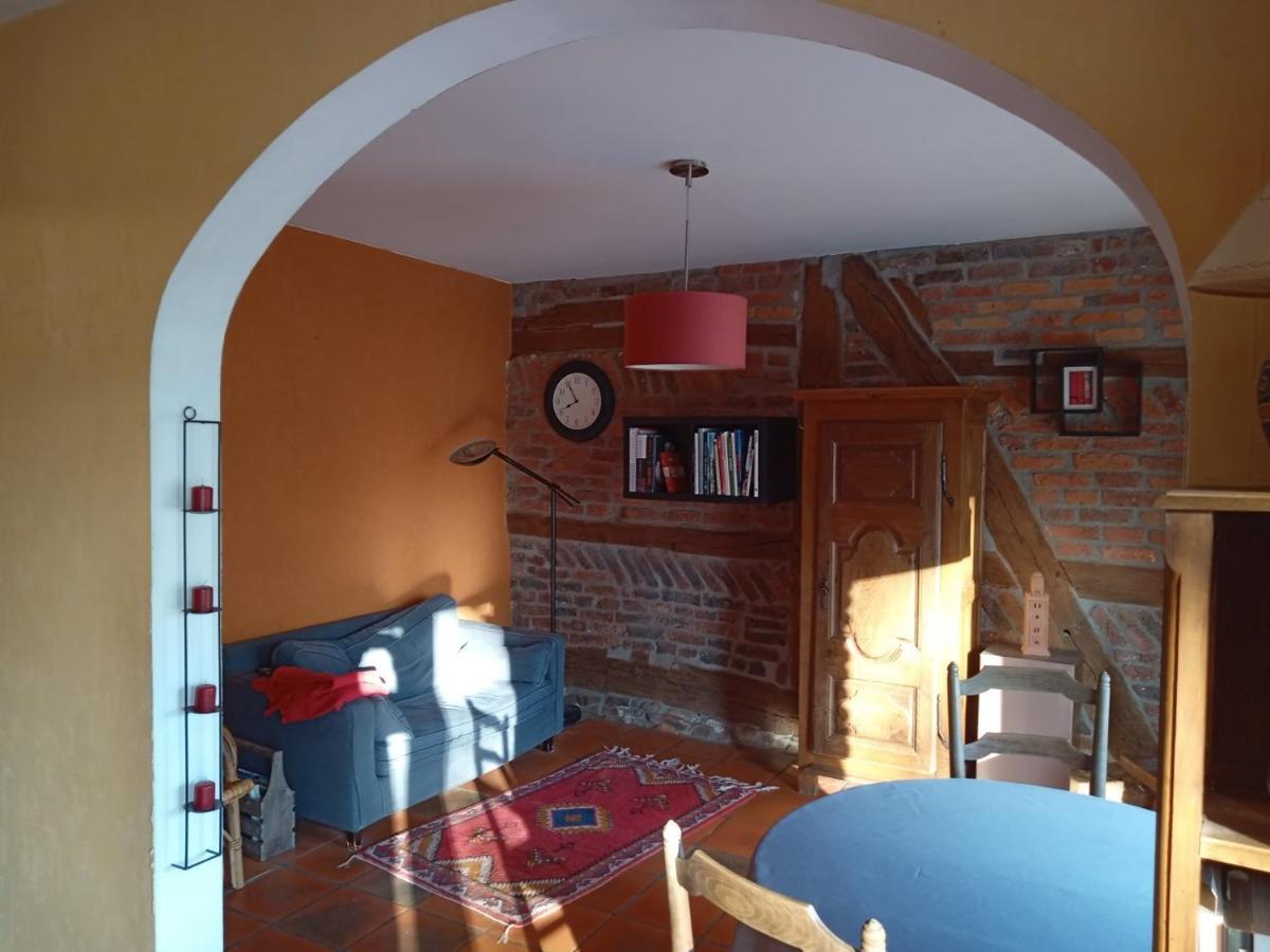 Bed and Breakfast Le Vieux Noyer à Nassogne Extérieur photo